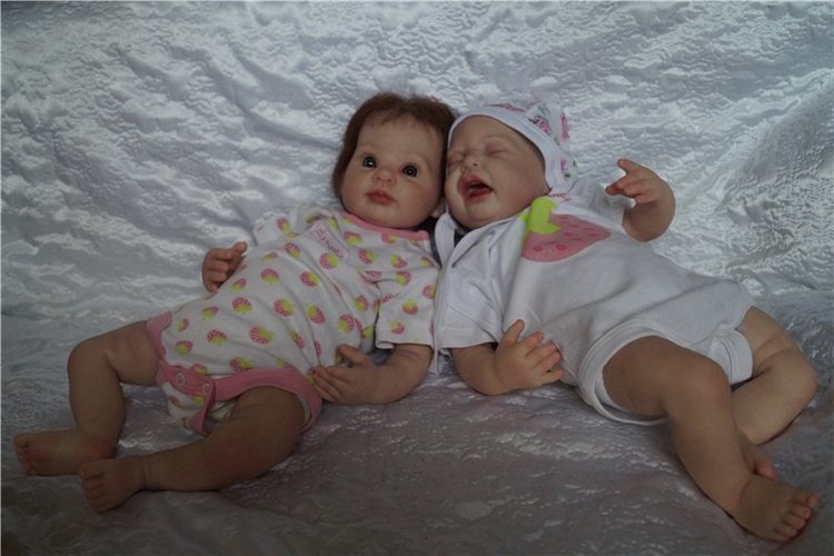 Альбина и Сабина-куклы реборн Рязановой Елены (фото 4)