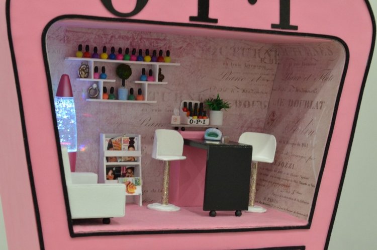 Полочка с миниатюрой "Маникюрный салон"+шкатулка+светильник