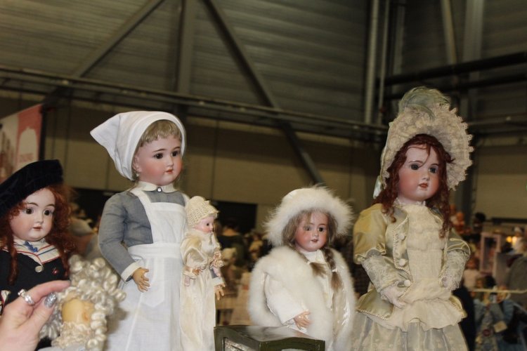 Выставка мишек, кукол и кукольной миниатюры в Голландии 2017 - часть третья