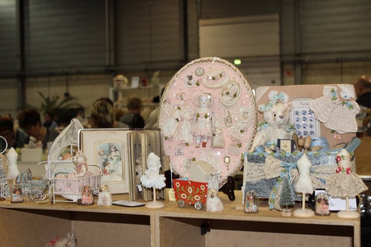 Выставка мишек, кукол и кукольной миниатюры в Голландии 2017 - часть пятая