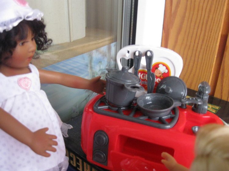 Бытовая техника для наших маленьких кукол-хозяюшек