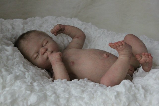 Спящий малышок Жульенчик. Куколка реборн Вишни Виктории (фото 4)