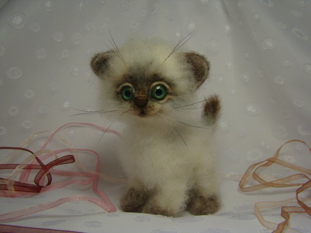 Запутанная история. Игрушка валянием из шерсти (фото 3)