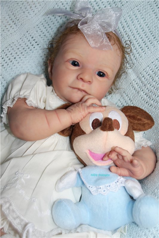 Кукла реборн Рози, любопытная кроха (фото 7)