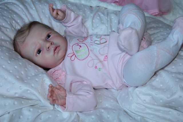 Маленькая кнопочка реборн Сабрина, художник Беспалова Жанна