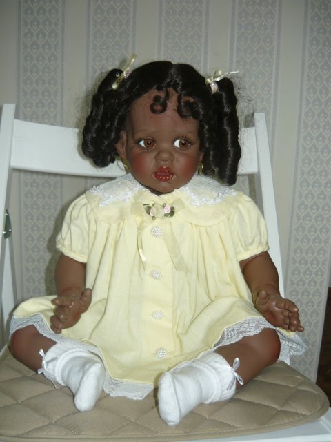 Хмурым пасмурным деньком — Куклы Fayzah Spanos (Файзах Спанос): винил и фарфор