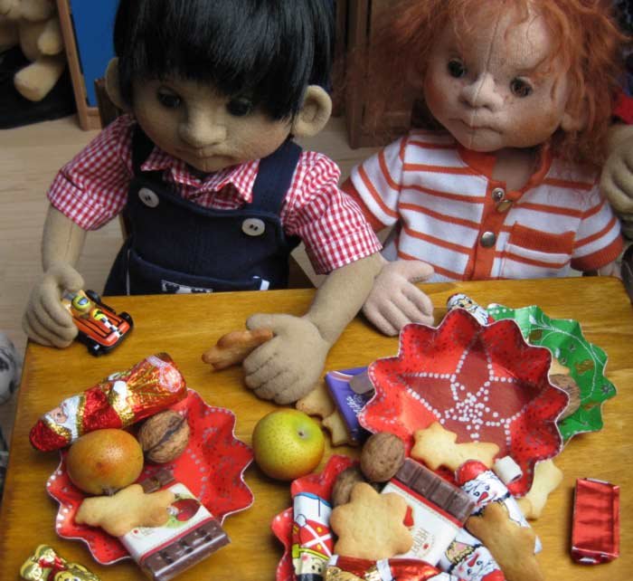 Теплые, фетровые сердца! Текстильные куклы Steffi | Бэйбики Теплые, фетровые сердца! Текстильные куклы Steffi (фото 7)