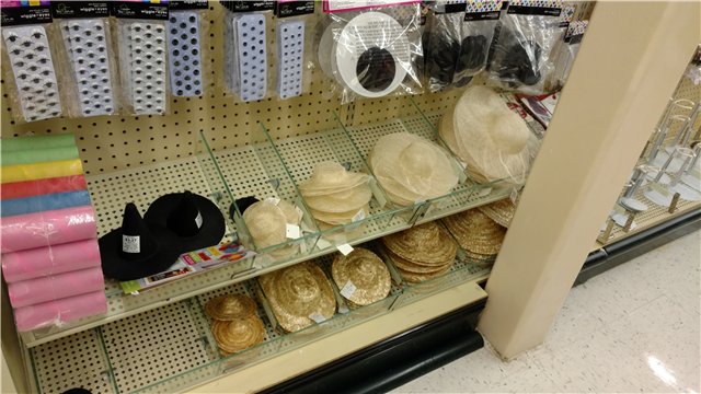 За океаном. HobbyLobby Arts & Crafts Stores