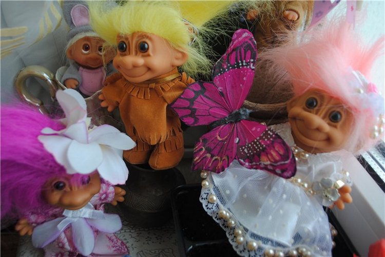 Марселька и тролли рассаду сажали, а бабочка с пчелкой им помогали... По следам конкурса "Моя Весна" (фото 10)