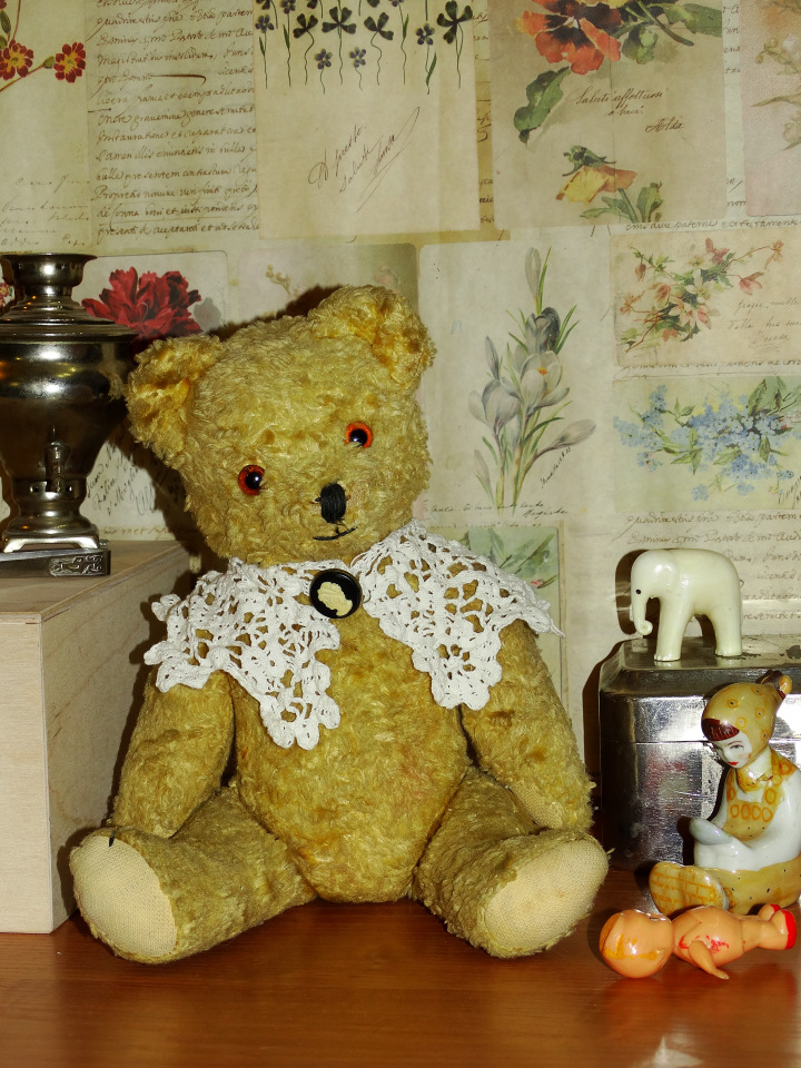 Одинокий мишка — Игрушки СССР и советского детства: резиновые (фото 3)