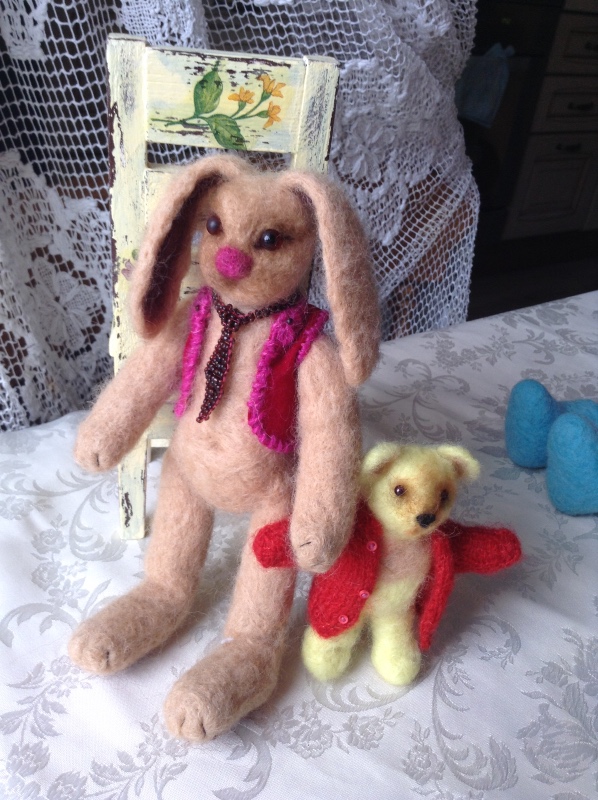 "И носило меня, как осенний листок... "