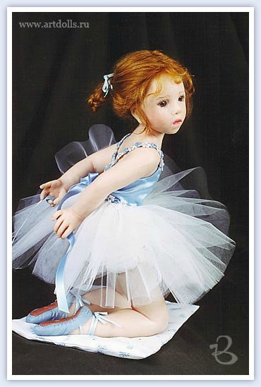 Голубая танцовщица или Магия балета. Фарфоровая коллекционная кукла от Донны Руберт