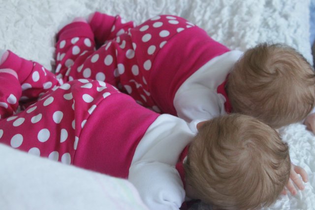 Одинаковые дочки... Куколки реборн Виктории Вишни