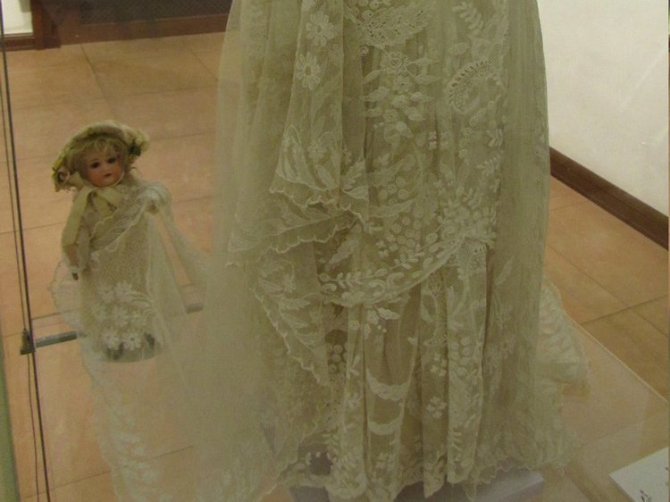 «Мода по-взрослому. Истории из кукольного гардероба» - выставка в Музее-заповеднике «Царицыно» - продолжение - 3-ий зал.