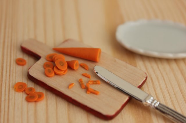 Кукольная еда из "Фимо" — Аксессуары для кукол своими руками: идеи