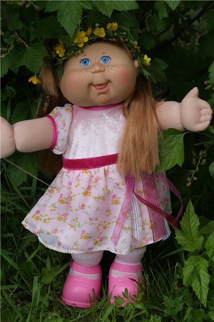 Капустная грядка отдыхает на даче. Cabbage Patch Kids