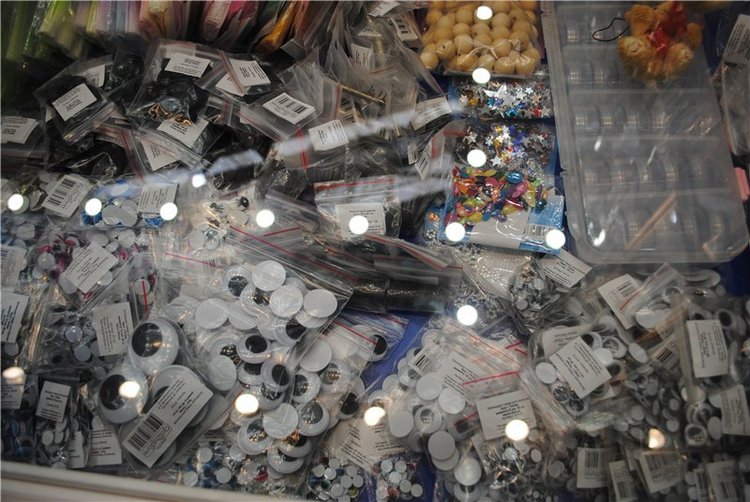 Выставка на Тишинке "Атмосфера творчества". Октябрь 2014. Пройдемся по первому этажу выставки