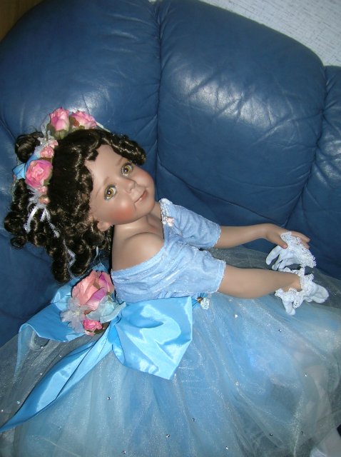 Голубая танцовщица или Магия балета. Фарфоровая коллекционная кукла от Донны Руберт