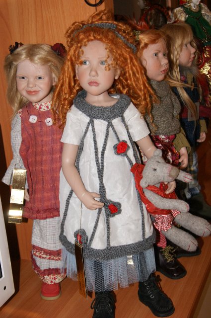 Девичий хор имени Nicole Marsollek Menzner. Коллекционные куклы Zwergnase