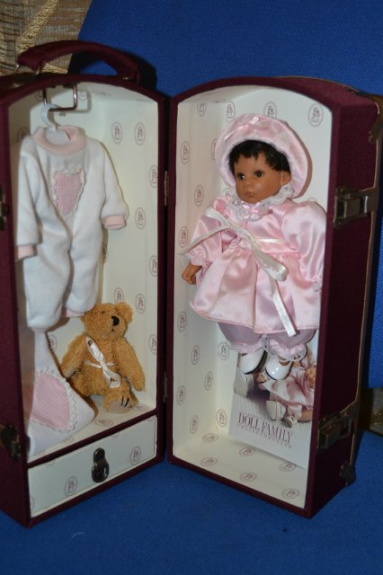 Дом-саквояж для малышки-мулатки от Ли Миддлтон