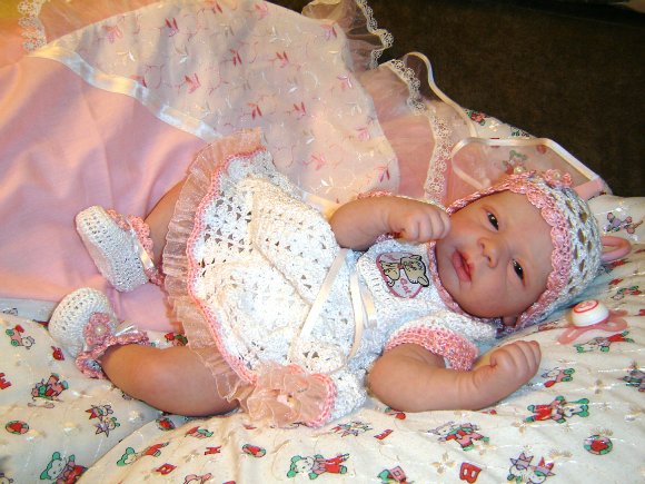 В ожидание весны.Кукольные наряды моих девочек