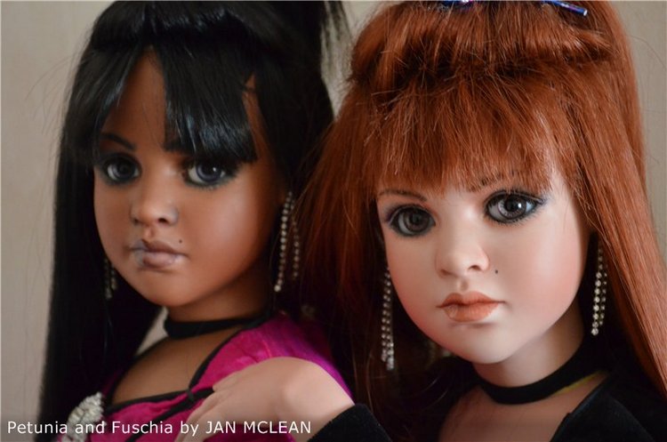 Удивительные цветы. Петуния и Фуксия. PETUNIA, FUSCHIA by Jan McLean
