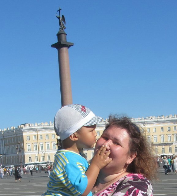 Приглашаем на водную экскурсию по Петербургу