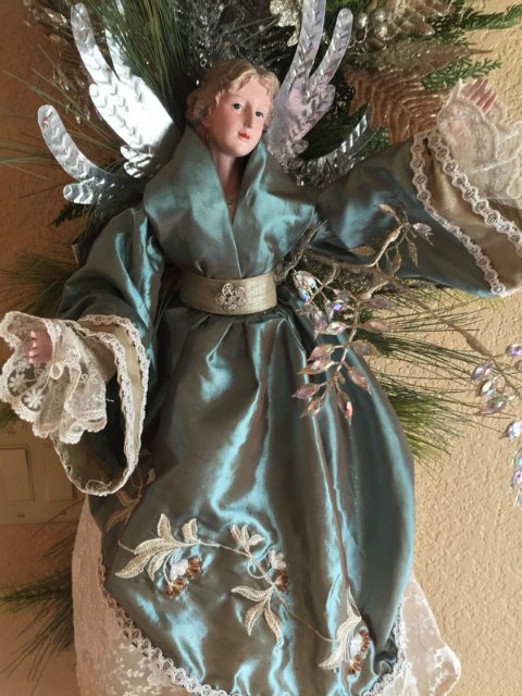 Волшебный мир Katherine collection - нет нет.. вам не кажется это действительно Олень - балерина и Гиппопотам манекенщица