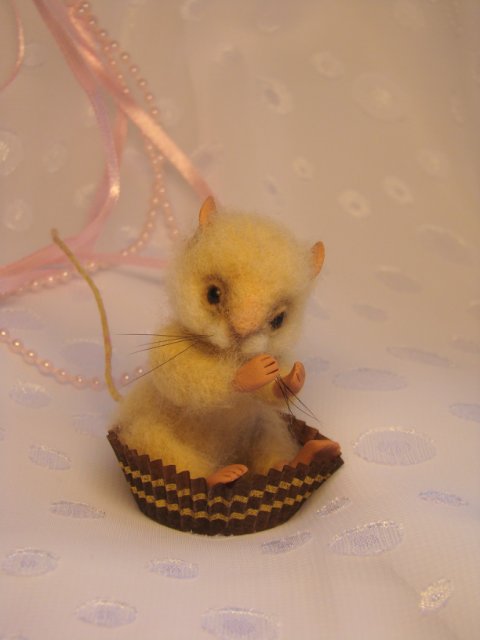 Приятная мелочь. Авторская игрушка валянием Ольги Чернухо (фото 3)