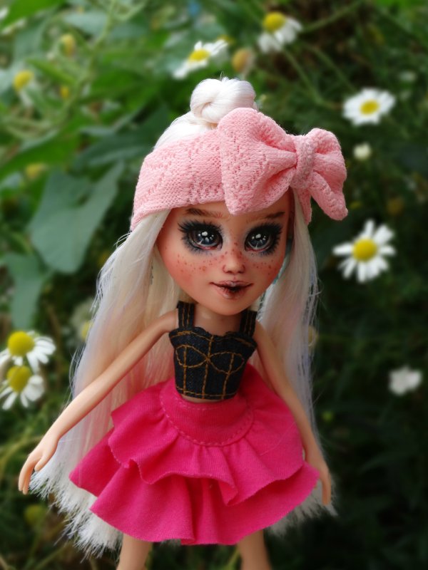 Мой цветочек, ещё одна перерисованная Братц (фото 7)