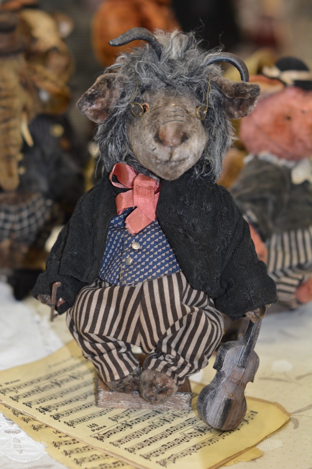 Выставка на Тишинке - стараясь не повторяться. Салон кукол 2016