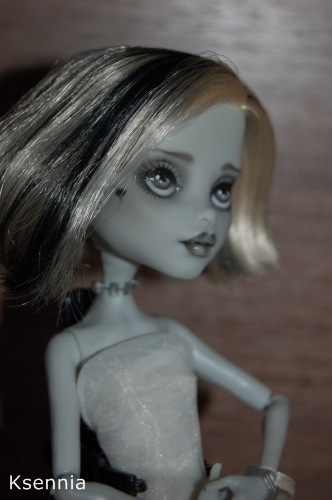 Монстры? Что вы, что вы!...часть 5, pinioned