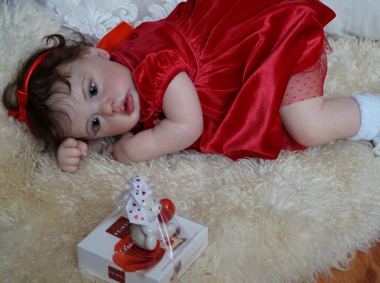 Я назвала ее Scarlett. Кукла реборн Наталии Коноваловой