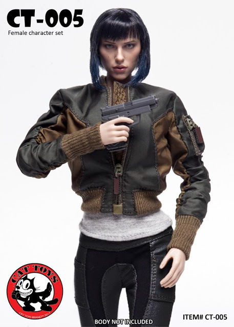 Вот какие бывают у девочек игры! Девушка-стрелок от VERYCOOL и шарнирная фигурка от figma