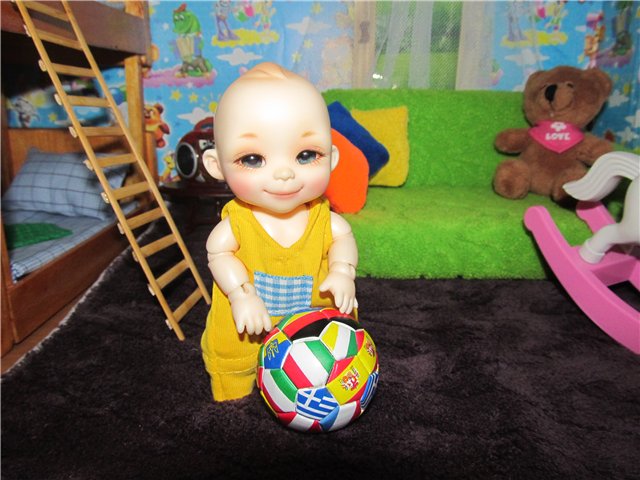 Самостоятельная Кузина жизнь или "Наша мама горько плачет"