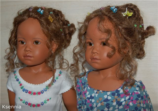 Вы двойняшки? Нет мы близняшки