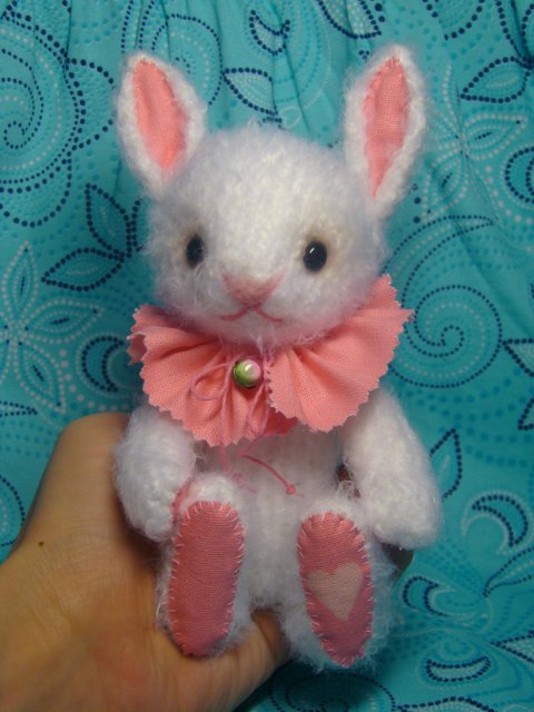 Ещё один весенний зайчик. Авторская игрушка Ольги Чернухо (фото 5)