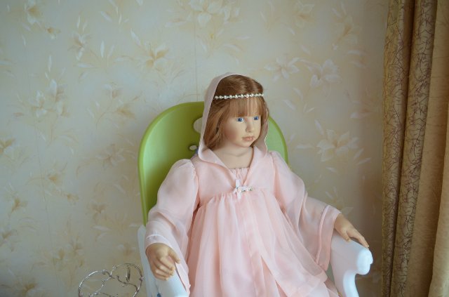 И снова Гвен... кукла Элизы Глазгольд