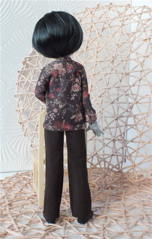 Как из идеи вязаного платья получается шитый комбинезон... или чего хотят наши куклы