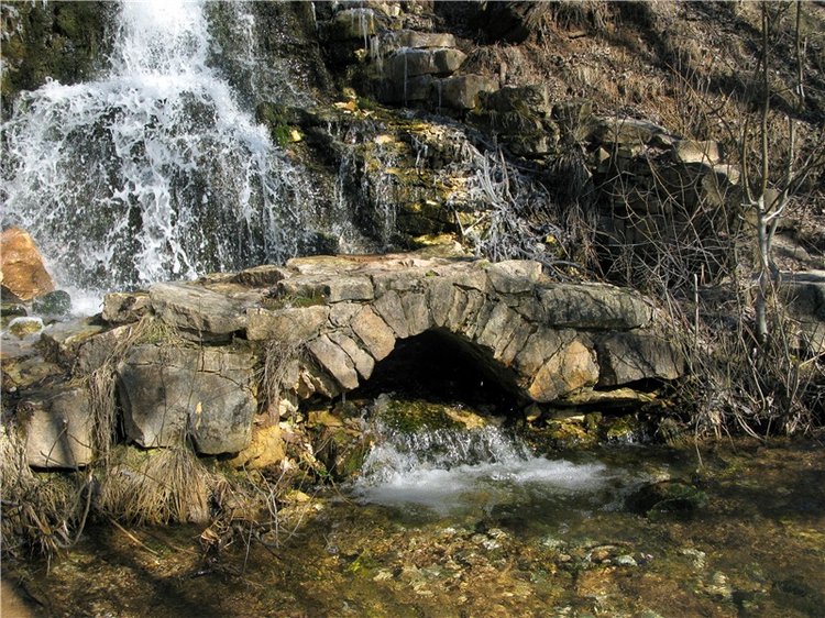 Приключения Адель на водопаде. Джульетта от Sylvia Natterer