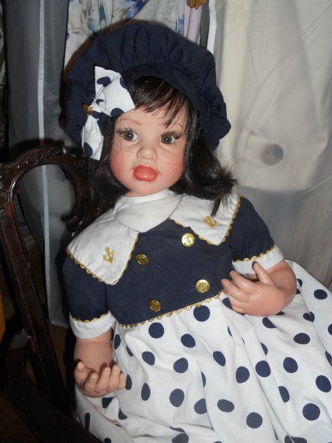 Куклы Fayzax Spanos поднимают настроение