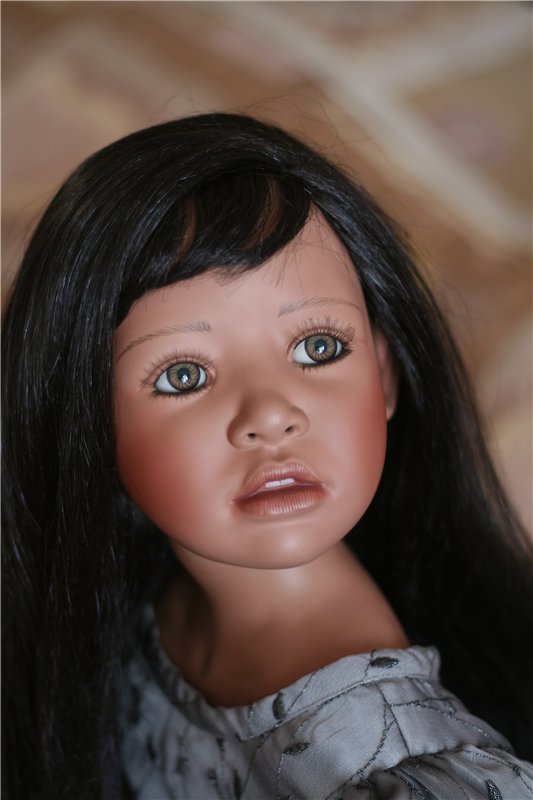 Чёрное или белое? Милли от Christine Orange