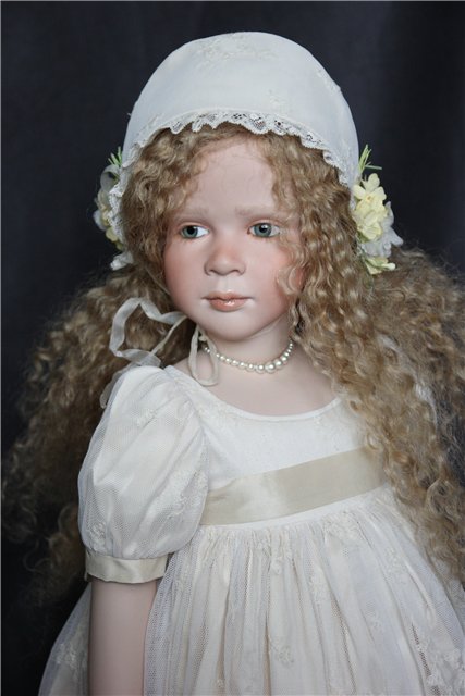 Лилу (Lilou) фарфоровая красавица от Рут Триффайзен (Ruth Treffeisen)