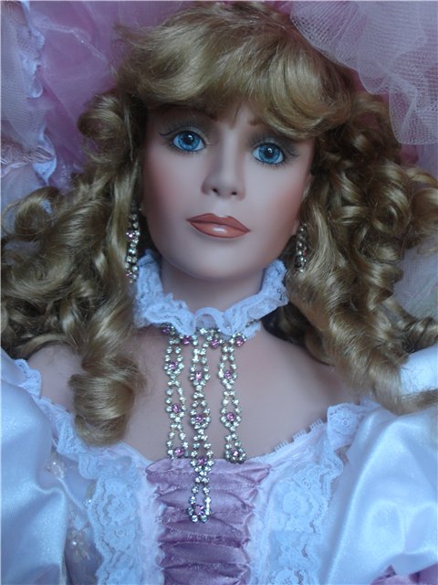 Блистательная Rapture. Коллекционная фарфоровая кукла Русти (Rustie) (фото 6)