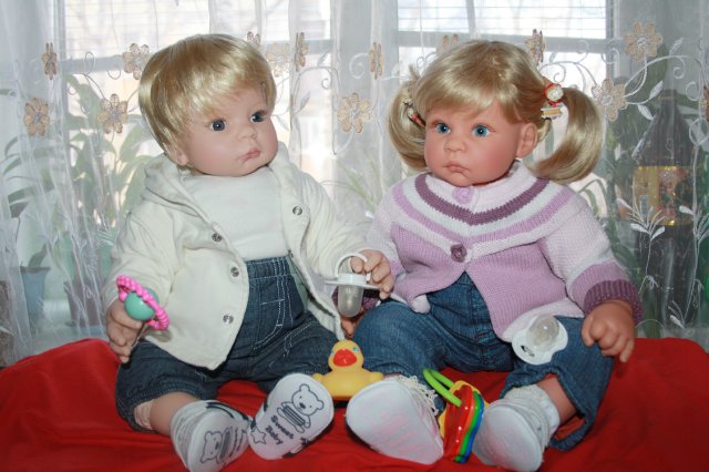 Девочка? Мальчик? Кукла Lee Middleton