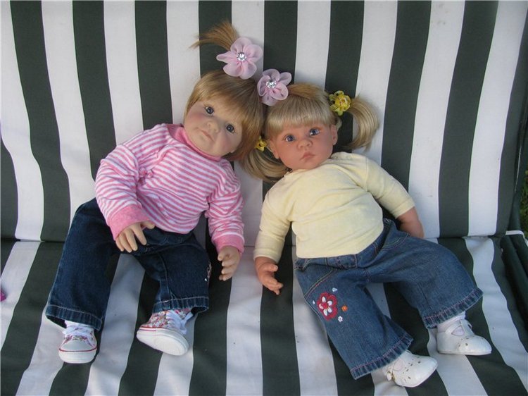 Дачные прсиделки кукол Ли Миддлетон