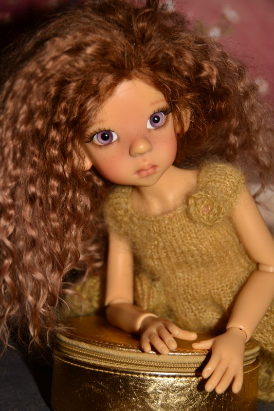 Весеннее обновление. Платья для кукол Kaye Wiggs