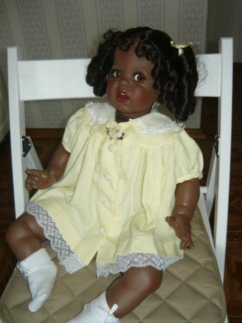 Хмурым пасмурным деньком — Куклы Fayzah Spanos (Файзах Спанос): винил и фарфор