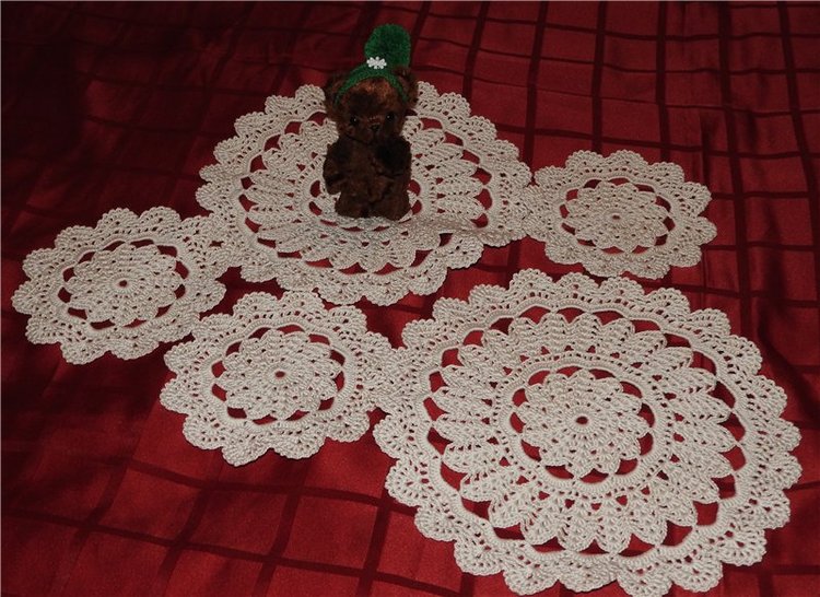 Коллекция вязаных салфеток и Сильвестор от Натальи Сильвестровой. Часть 3 (фото 4)