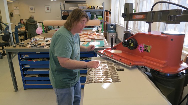 Впервые за 40 лет. День открытых дверей на кукольной фабрике R John Wright. Часть третья: Процесс производства